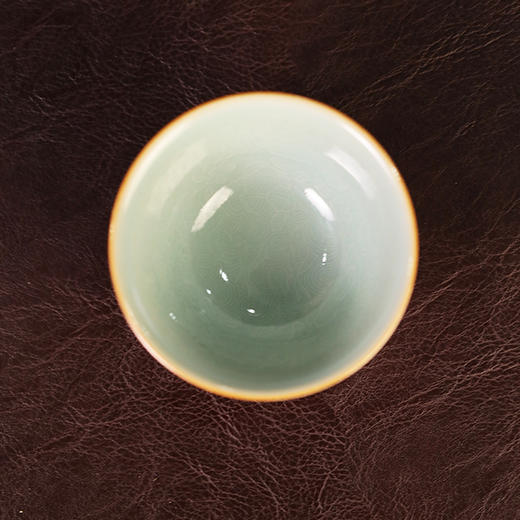 倚云煮泉内模印凤凰纹-红色压手杯 商品图2