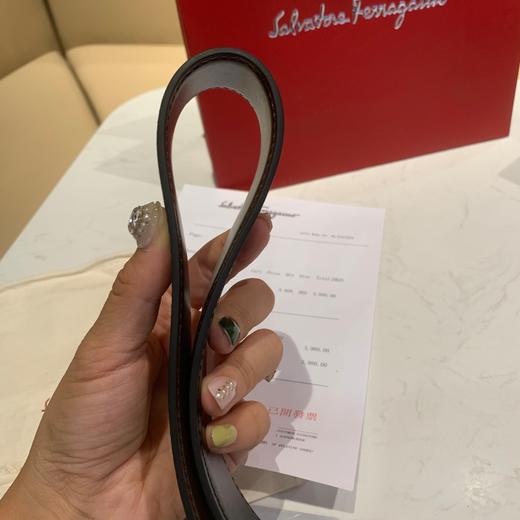 F516菲拉格慕扣头皮带男士平纹双面用，配全套包装 商品图3