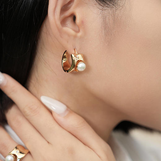 Garden of Eden 伊甸园系列 | 晨曦白珠耳环 商品图1