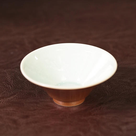 倚云煮泉 内模印 鱼藻纹 紫金釉 斗笠杯 商品图2