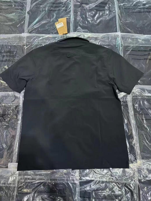 原单正品北极狐夏季 户外 纽扣 徒步通勤衬衣 
S M L XL XXL 双色 
速干透气 pfas 成分  适合徒步 攀登 
前胸单口袋设计 商品图4