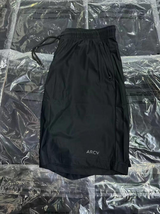 原单正品 HH 夏季 休闲运动防晒ARCV系列短裤 

M L XL XXL 保真 黑色 

UPF100+ 超强抗晒 有效阻隔紫外线99% 商品图7