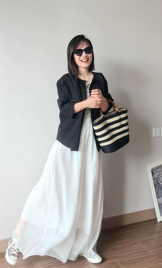 法式设计感轻薄凉感天丝棉打褶圆领显瘦中袖衬衫 商品图7