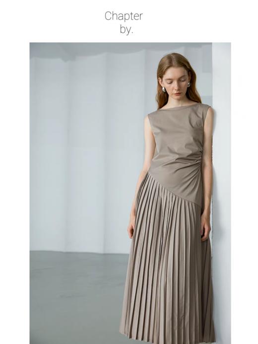 Chapter by/CBS23D33/一字领下摆压轴无袖气质连衣裙 商品图3