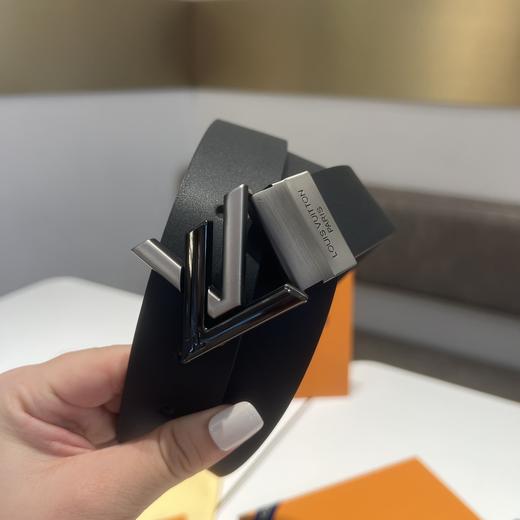 F510路Y 威登礼盒包装经典扣头高端腰带 商品图4