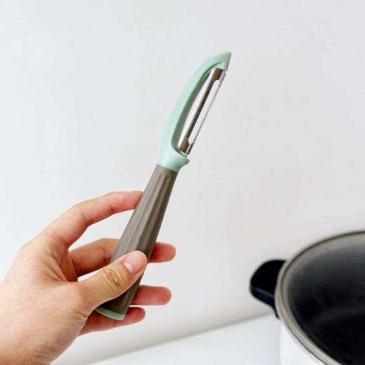 💥到手两把‼【进口品牌JP•sk5削皮刀】304不锈钢， 软硬皆可削❗省时省力，🉐提升厨房幸福感的小神器~ 🔺锋利刀头，耐磨耐用不卡皮  商品图4