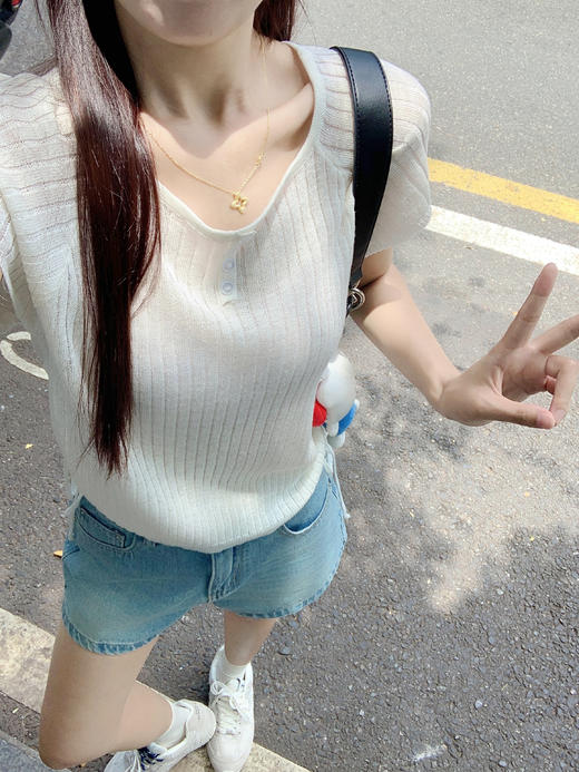 <曾小咸推荐>简约宽松抽绳设计针织短袖 日常89.99 立减40 秒杀49.99！花色半裙秒杀79.99！！垂感阔腿休闲裤 秒杀79.99！ 商品图7