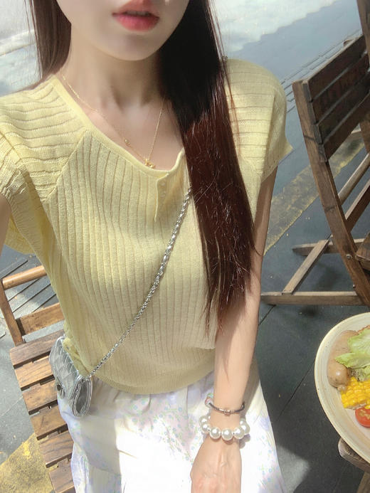 <曾小咸推荐>简约宽松抽绳设计针织短袖 日常89.99 立减40 秒杀49.99！花色半裙秒杀79.99！！垂感阔腿休闲裤 秒杀79.99！ 商品图8