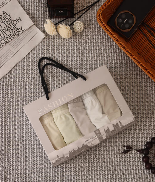 【7A抑菌冰丝男士内裤】!!镂空腰带设计 透气加倍简约大方 多色组合超百搭 冰丝面料，速干透气，冰冰凉凉，无惧闷热 镂空腰头设计，高弹不勒，舒适一整天 商品图7