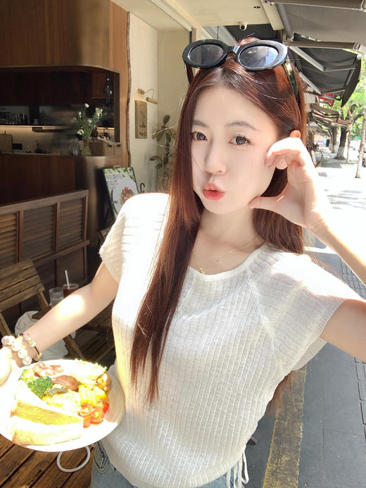 <曾小咸推荐>简约宽松抽绳设计针织短袖 日常89.99 立减40 秒杀49.99！花色半裙秒杀79.99！！垂感阔腿休闲裤 秒杀79.99！ 商品图10