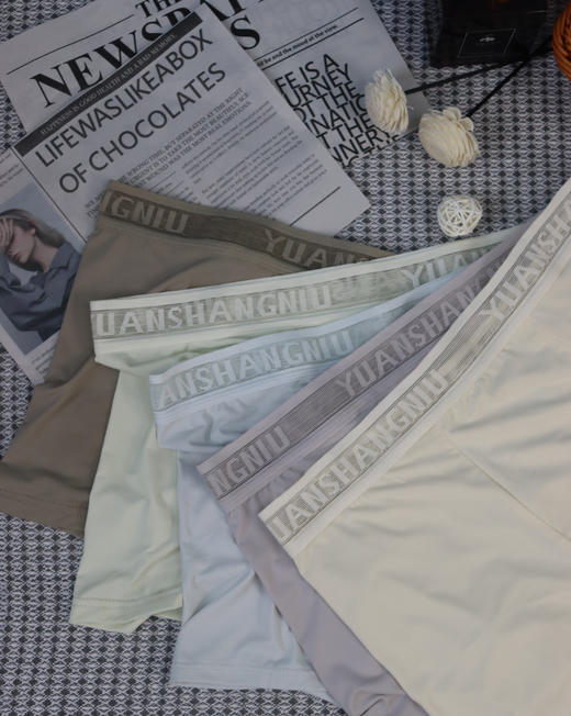 【7A抑菌冰丝男士内裤】!!镂空腰带设计 透气加倍简约大方 多色组合超百搭 冰丝面料，速干透气，冰冰凉凉，无惧闷热 镂空腰头设计，高弹不勒，舒适一整天 商品图5