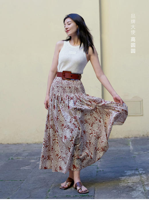 高圆圆同款波嬉风碎花半身裙 A 字伞形半裙 满幅印花花卉图案 复古怀旧 打揽设计腰头 腿侧高开衩设计 商品图1