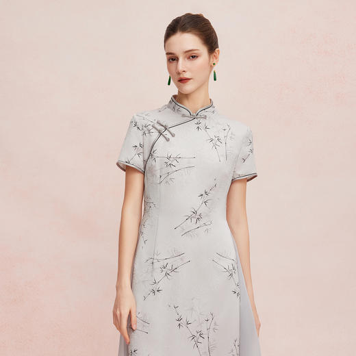 QF8A7斯尔丽25新款奥黛版型收腰放摆波浪边显瘦水墨连衣裙 商品图4