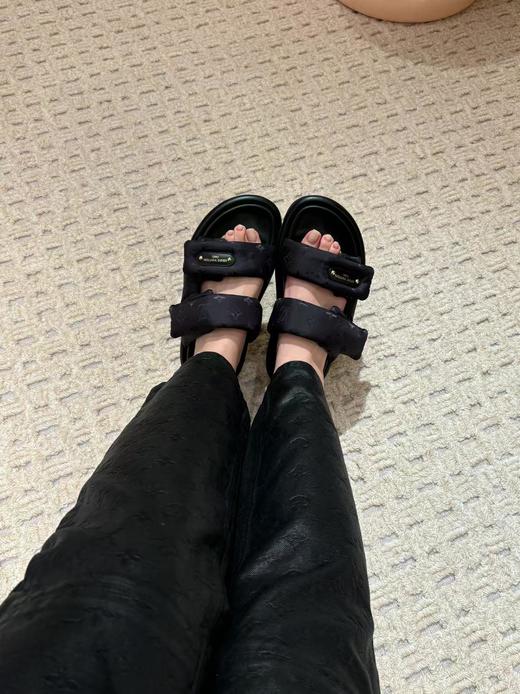 驴家 25 Pool Pillow拖鞋新的泡泡拖鞋（JS） 商品图3