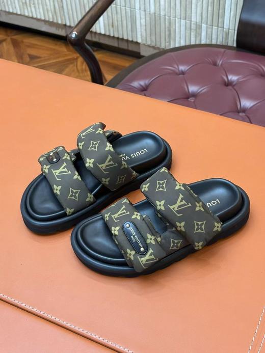 驴家 25 Pool Pillow拖鞋新的泡泡拖鞋（JS） 商品图1