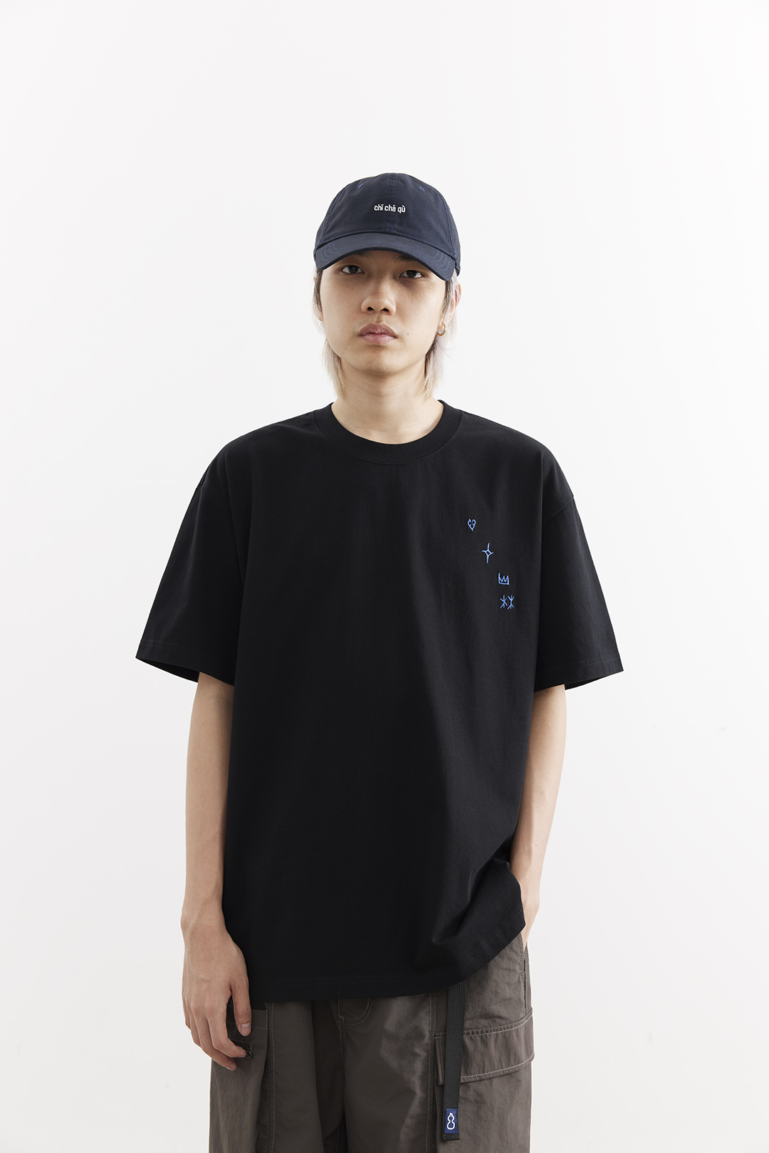 吃茶去chichaqu2025新款全棉圆领短袖T恤复古宽松刺绣心在山林