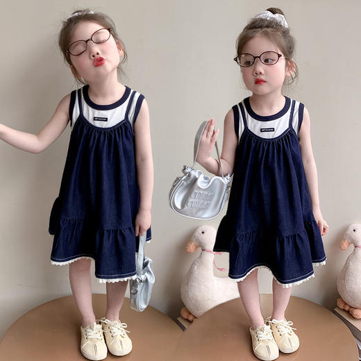 【时尚牛仔吊带裙两件套，洋气套装！】女童牛仔吊带裙两件套 2025夏季新款 时尚小女孩洋气套装 中小童夏装-QQ 商品图1