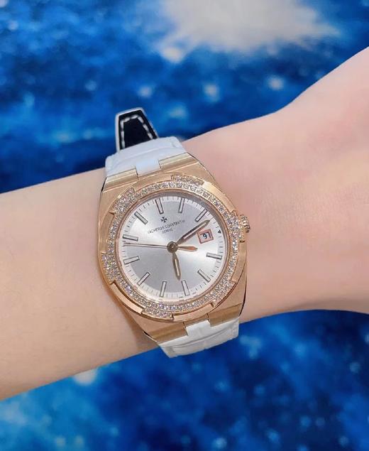 江斯丹顿vc众横四海 真钻系列女士石英腕表（UT*LD） 商品图3