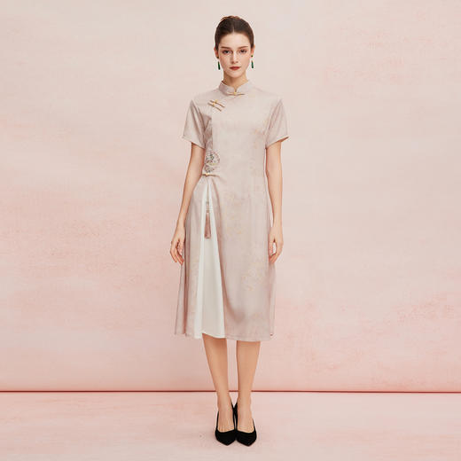 QF8A9斯尔丽25新款高开叉精致刺绣流苏提花印花显瘦连衣裙 商品图3