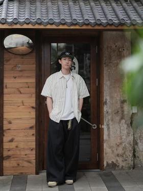 好喜欢这种简单干净的穿搭~