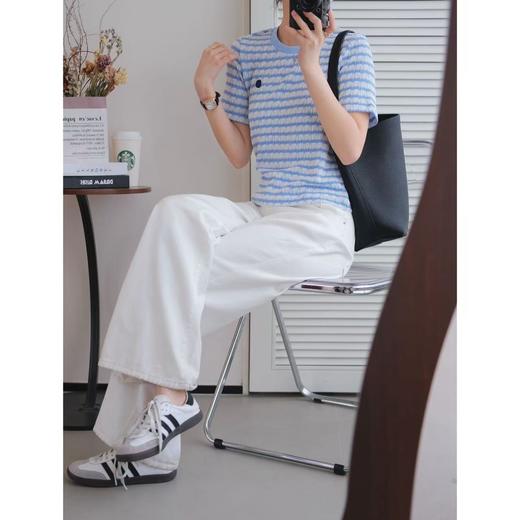 3-5天发【法式肌理感笑脸刺绣短袖上衣】进口机器开模做出的立体褶皱面料，软弹有型！平整垂顺，水洗也不易变形 商品图2