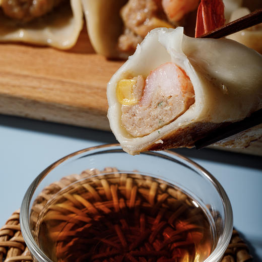 【中华老字号】张力生 黑虎虾锅贴 240g*4 商品图5