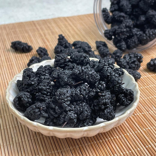 【新品】极盏   精选精品大果桑葚干 200g/罐 （收到后需放冰箱冷藏） 商品图2