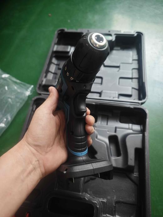 【货号07899】包邮卡玛顿21V锂电钻机头牧田插脚送转换器大艺电池牧田电池通用电钻 商品图7