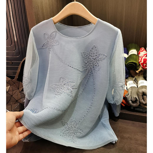 TZW-气质网纱拼接烫钻褶皱上衣 商品图2