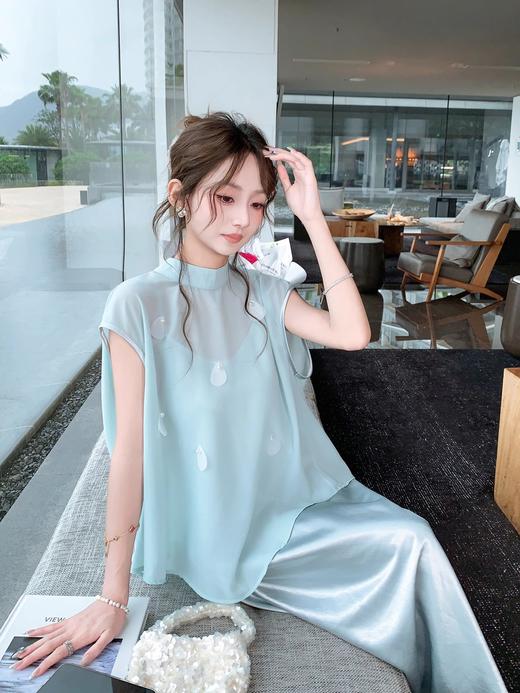 张心子【焦点女王】轻薄透气立体蝴蝶气质仙气两件套套装 U2505092 商品图2