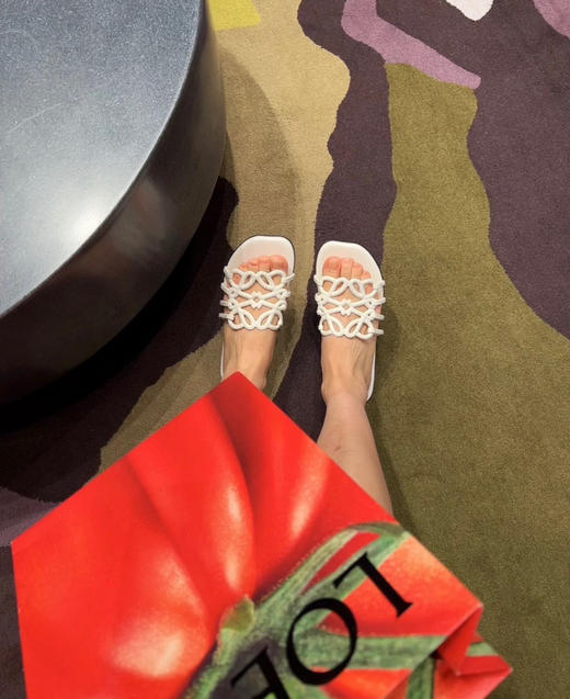 64-5 幂姐同款 25新 lew艺术感 内外底全皮 徽标镂空字母 凉拖鞋 36.5我穿37卡码选大 商品图2