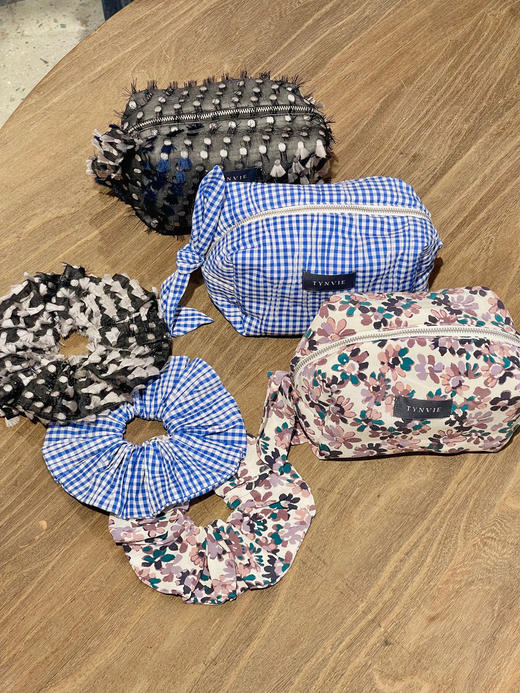 TYNVIE 蝴蝶结方形手包和发带 - 印花 商品图10