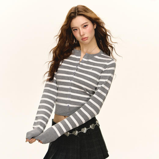 Ariseism 美式复古针织衫女2025春季新款内搭打底修身上衣 商品图3