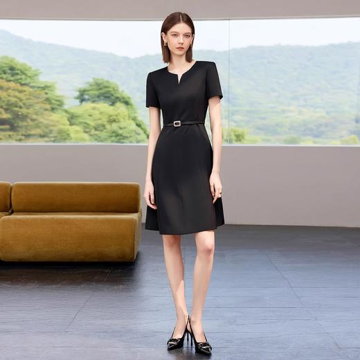 IWY/黑色气质连衣裙女夏季新款高级感V领收腰显瘦短袖裙子Q1381 商品图4