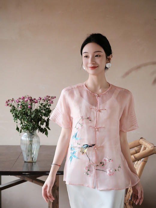 盛唐牡丹|真丝绡手绣梅竹鸟上衣 商品图1