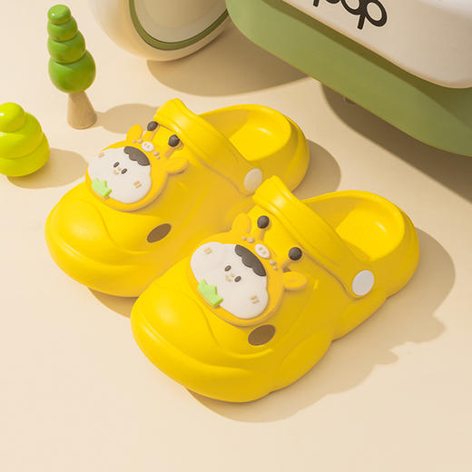 【厚实鞋底，软软气垫感~】儿童包头凉拖鞋夏季新款 外穿软底洞洞鞋 小孩浴室洗澡防滑沙滩拖鞋-QQ 商品图5