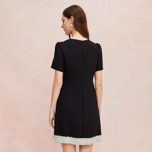 QF8A4斯尔丽2025夏季新款镶钻撞色压褶边显瘦连衣裙 商品图6