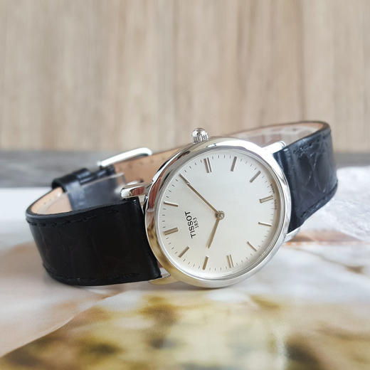 【95新】TISSOT 天梭C276K石英机芯32MM（女款）特价！280525MC19 商品图4