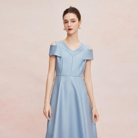 QF8A2斯尔丽25夏款新款落肩手工钉珍珠收腰放摆小宴会连衣裙