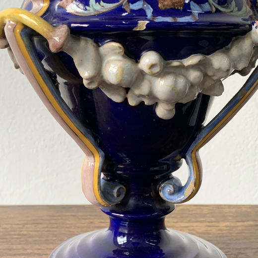 意大利文艺复兴时期Majolica签名古董花器 商品图2