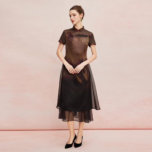 QF8A8斯尔丽25新款奥黛版型收腰波浪摆显瘦渐变印花连衣裙 商品图4