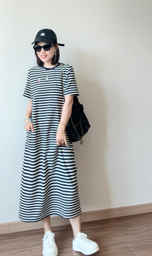懒人BI备条纹直筒T恤裙宽松显瘦中长款短袖连衣裙 商品图0