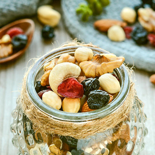 【野森林】甄选每日坚果礼盒 840g 商品图1