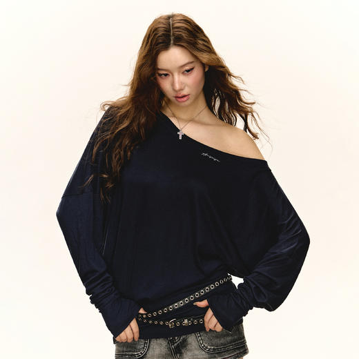 Ariseism 美式复古纯色宽松露肩长袖T恤女春季新款休闲上衣 商品图3