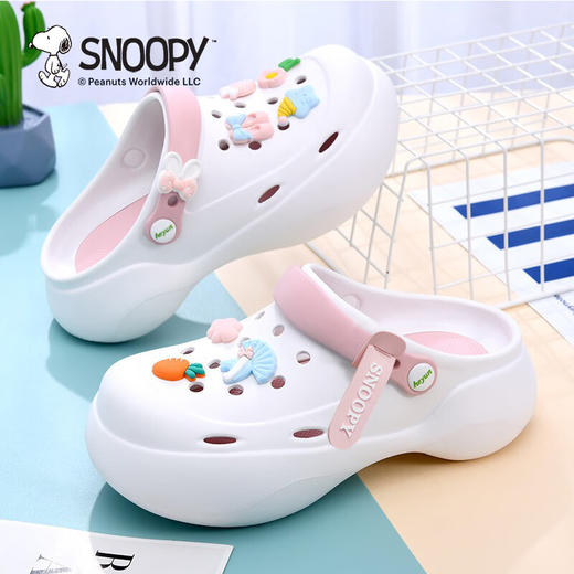 【秒杀】SNOOPY史努比童鞋儿童拖鞋洞洞鞋夏季新款女耐磨缓震家居休闲时尚凉拖鞋33-40 商品图1