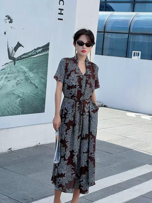 港风复古印花V领收腰长裙SZ2S92-青骊 商品图0