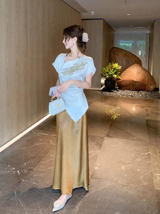 张心子【鎏金印象】气质优雅新中式高腰半身裙 U2505078 商品图12