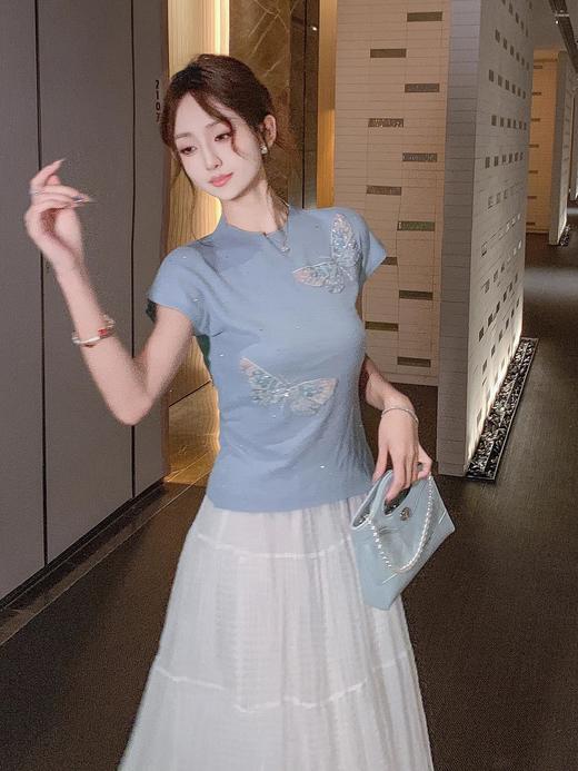 张心子【琉光蝶影】半高领轻薄透气气质显瘦针织上衣 U2505074 商品图2