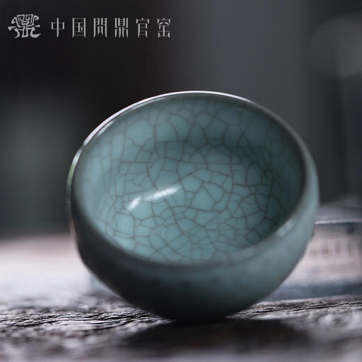 问鼎官窑南官御窑款乙巳战鼓杯 商品图3