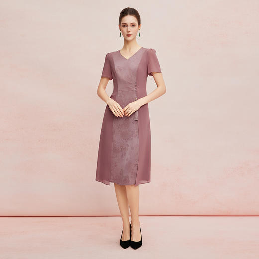 QF8B3斯尔丽25新款侧腰收褶显瘦水墨画优雅流苏精致飘逸连衣裙 商品图3